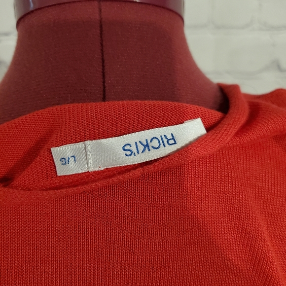 Red rickis shrug - Picture 5 of 5